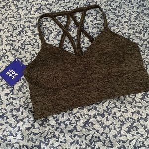 NWT 🧘‍♂️ Yoga/ 🏃🏻‍♀️ Running/ 🏋️‍♂️ Gym Sports Bra Top